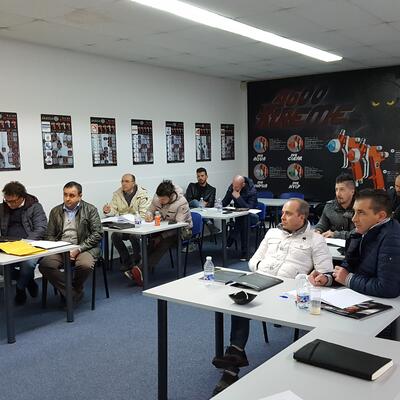 Visita de la red comercial de Abrastuk