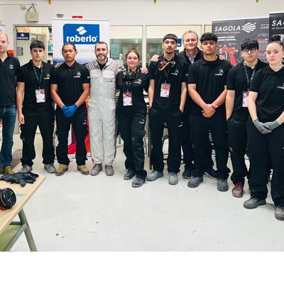 La technologie de simulation SagolaSPRAY™ fait sensation dans les salons et centres de formation : tout le monde veut l’essayer