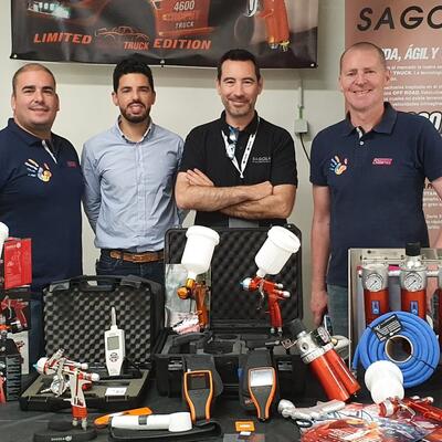 Potenciando al máximo el contacto con los profesionales