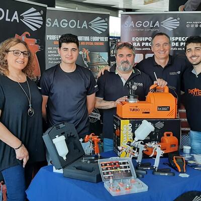 Potenciando al máximo el contacto con los profesionales