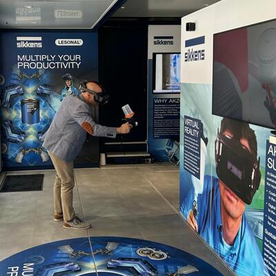 La technologie de simulation SagolaSPRAY™ fait sensation dans les salons et centres de formation : tout le monde veut l’essayer