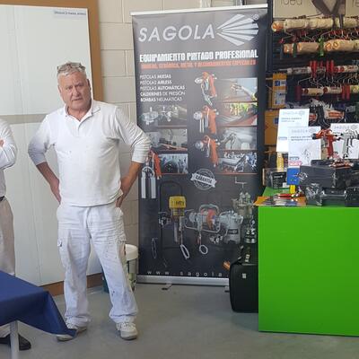 Sagola y Servicolor con los profesionales